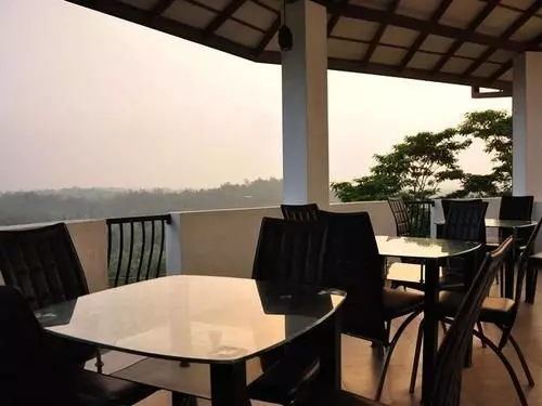 ペンション Hilltop Boutique Villa