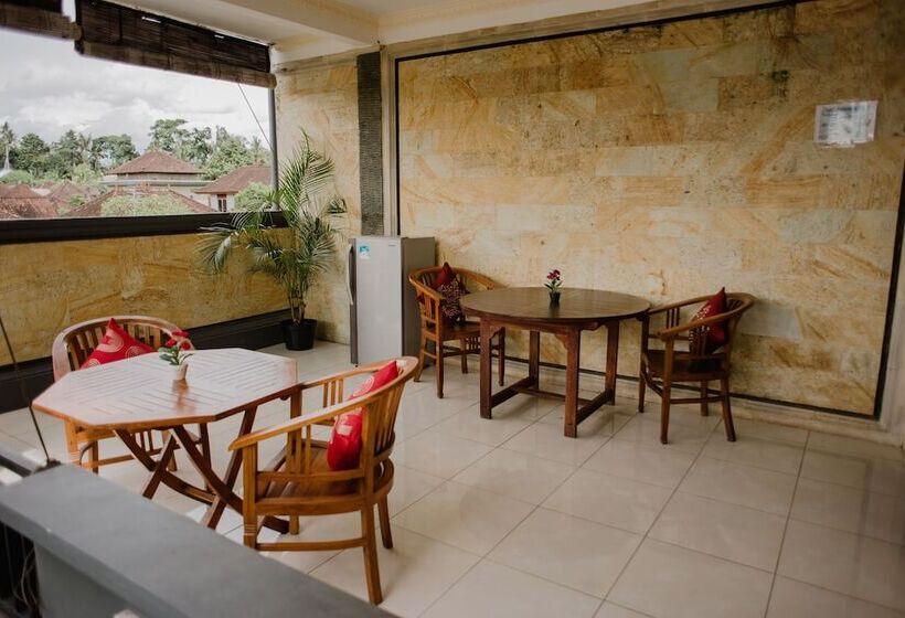 بنسيون Nyoman Warta Accommodation