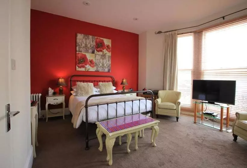 پانسیون The Moreland