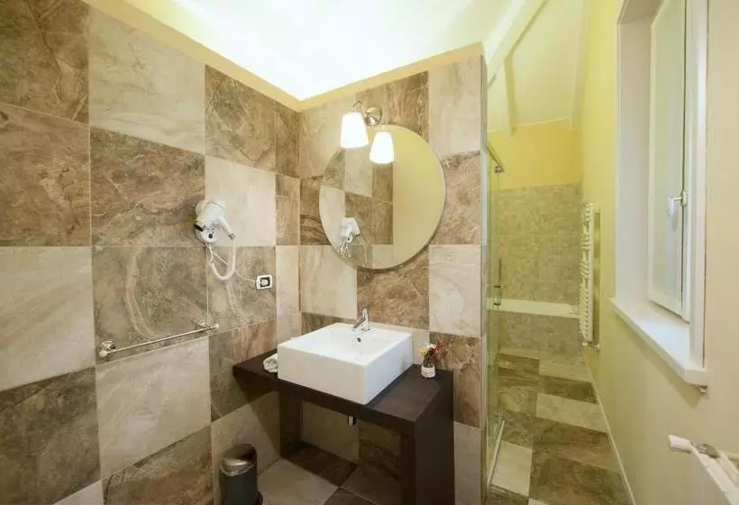 بنسيون Thea Centro Storico