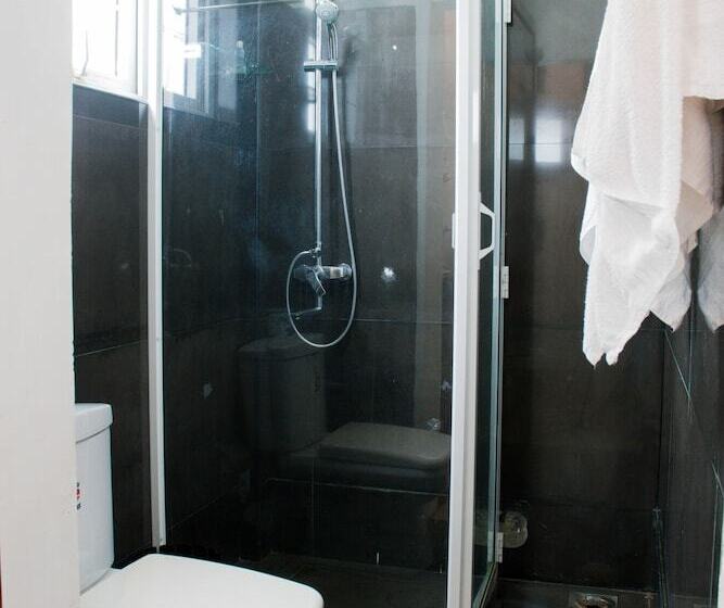 פנסיון Villa Harbour View