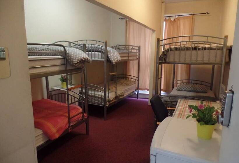 Rma Accommodation Hostel