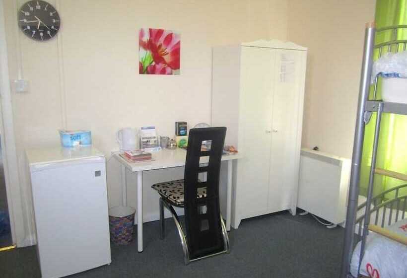 Rma Accommodation Hostel