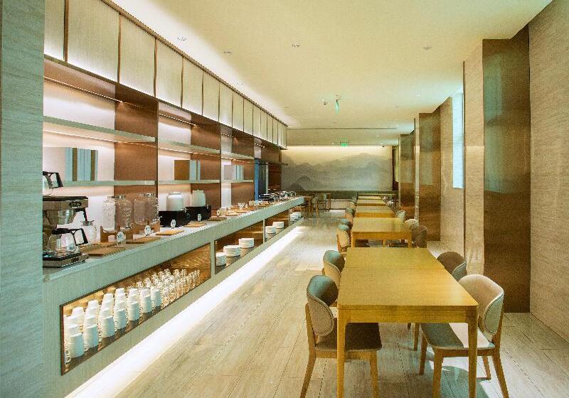 Ji Hotel Turpan Guotai Minsheng Plaza