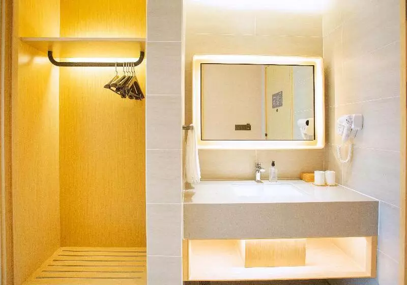 Ji Hotel Turpan Guotai Minsheng Plaza