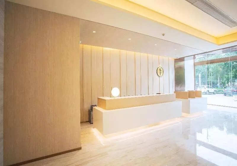 Ji Hotel Turpan Guotai Minsheng Plaza