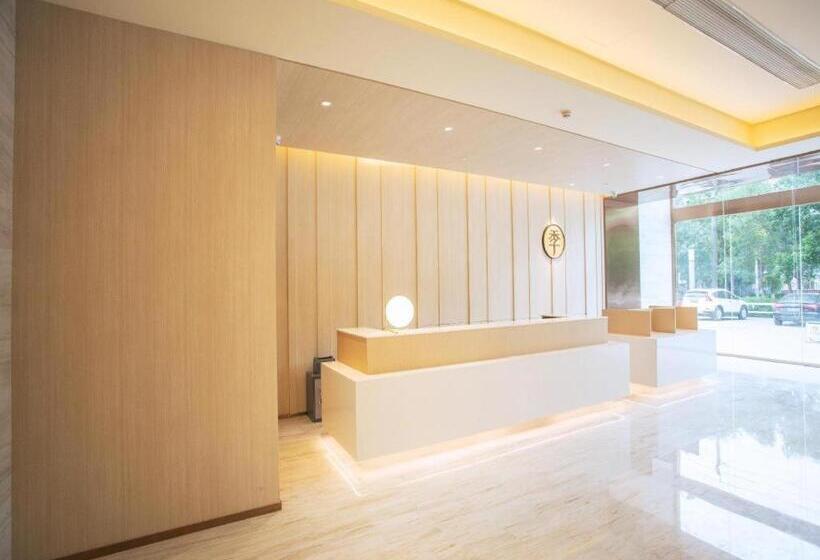 Ji Hotel Turpan Guotai Minsheng Plaza