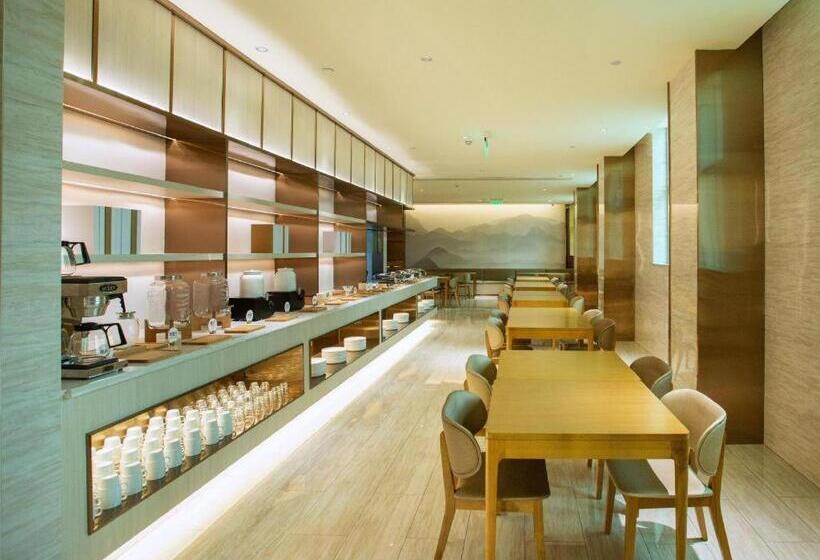 Ji Hotel Turpan Guotai Minsheng Plaza