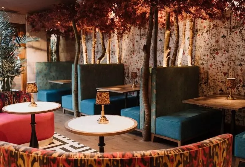 Hotelli Charlton Hall At Charlton Hall Estate