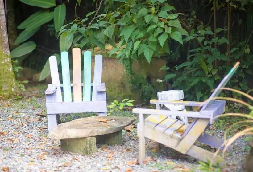 Hotelli Madre Selva Jungle Hostel