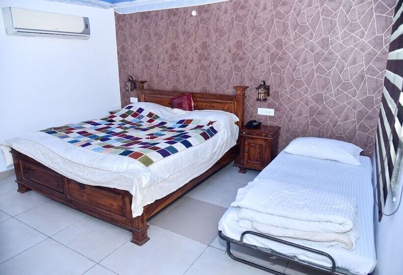 Hotel The Kasbah Resort