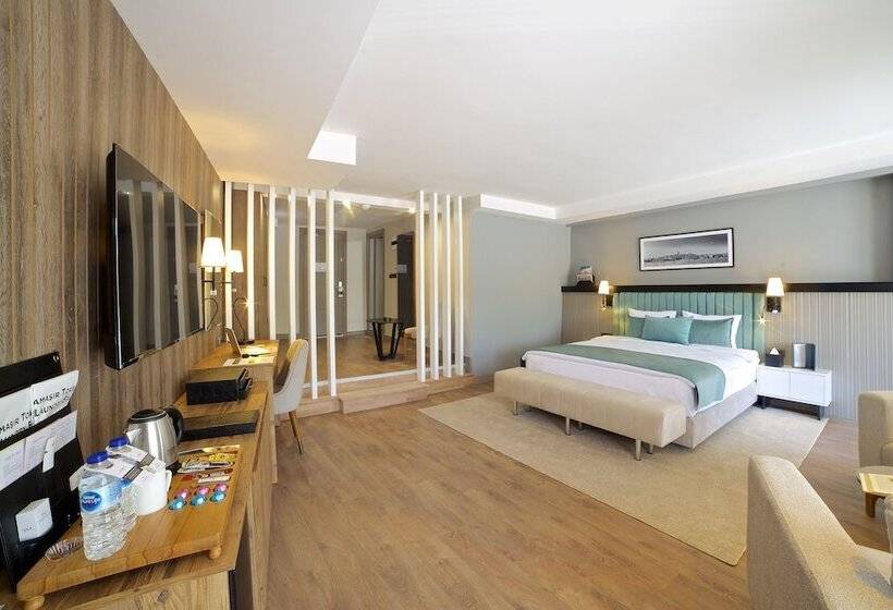 هتل Days Inn By Wyndham Istanbul Arnavutkoy