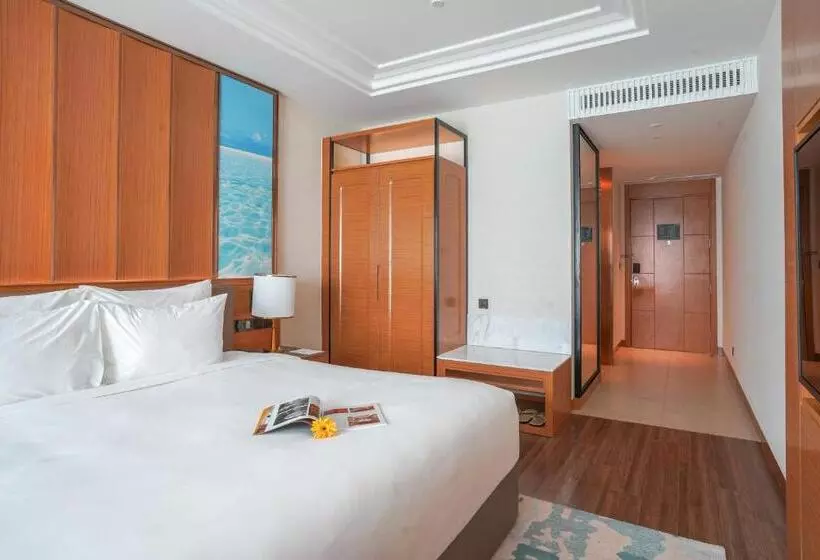 Grand Hyams Hotel   Quy Nhon Beach