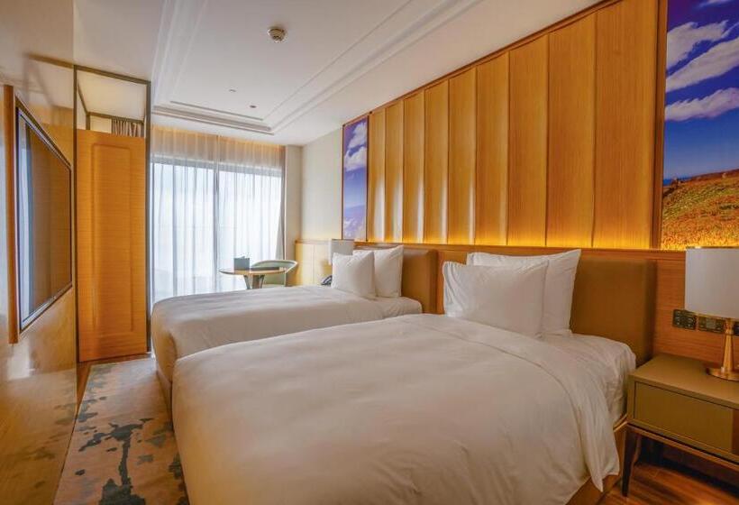 Grand Hyams Hotel Quy Nhon Beach