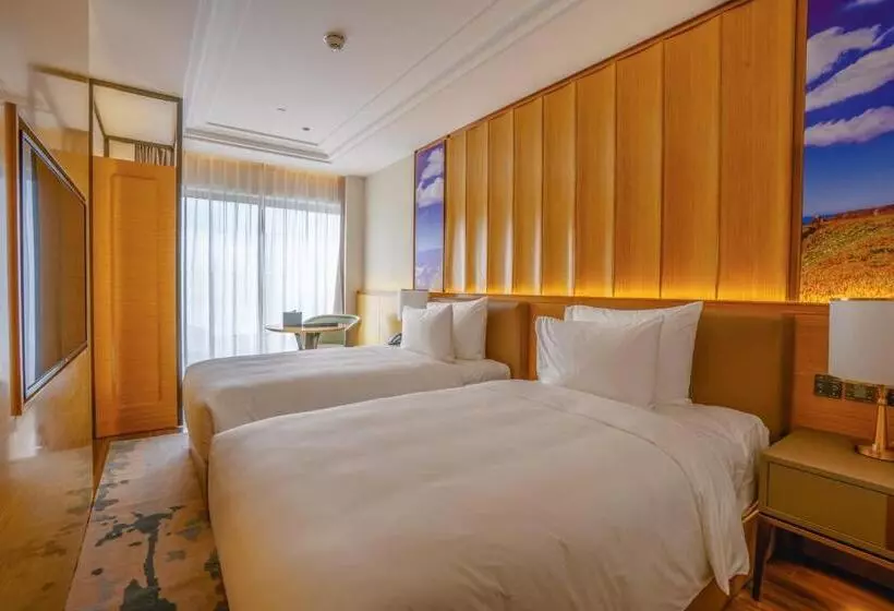 Grand Hyams Hotel   Quy Nhon Beach