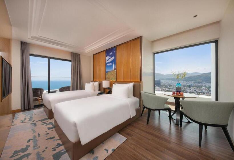 Grand Hyams Hotel Quy Nhon Beach