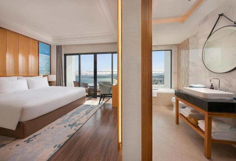 Grand Hyams Hotel Quy Nhon Beach