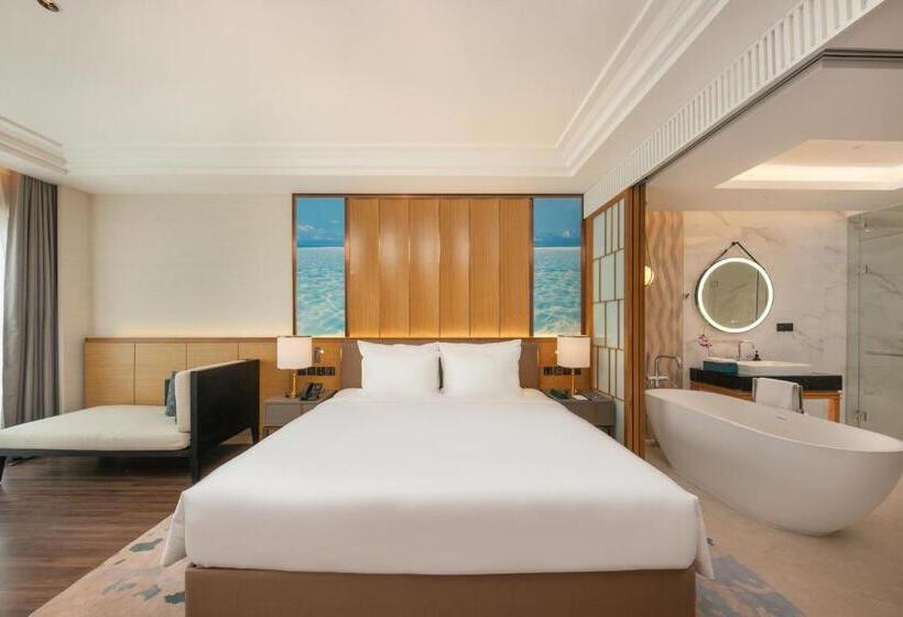 Grand Hyams Hotel Quy Nhon Beach