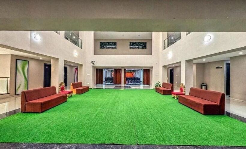 The Aanandam Hotel Resort