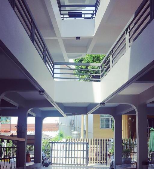 Общежитие Chiangmai Inn Guesthouse