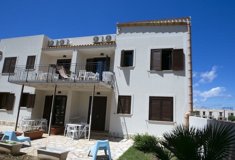 Boa Vista San Vito   Area Fitness, Barbecue Area, Tennis Court