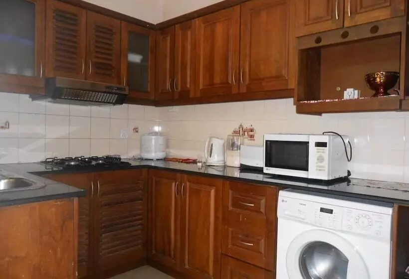Colombo Apartments Lower Bagathale