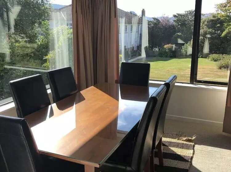 Heriot Lane City Apartments