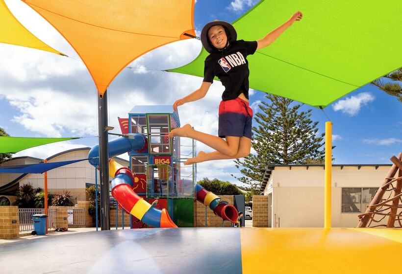 فندق Big4 Middleton Beach Holiday Park