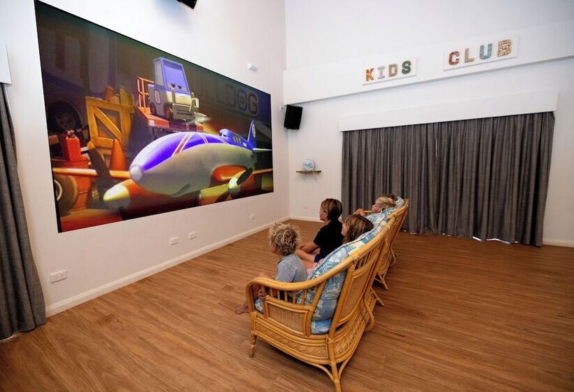 فندق Big4 Middleton Beach Holiday Park