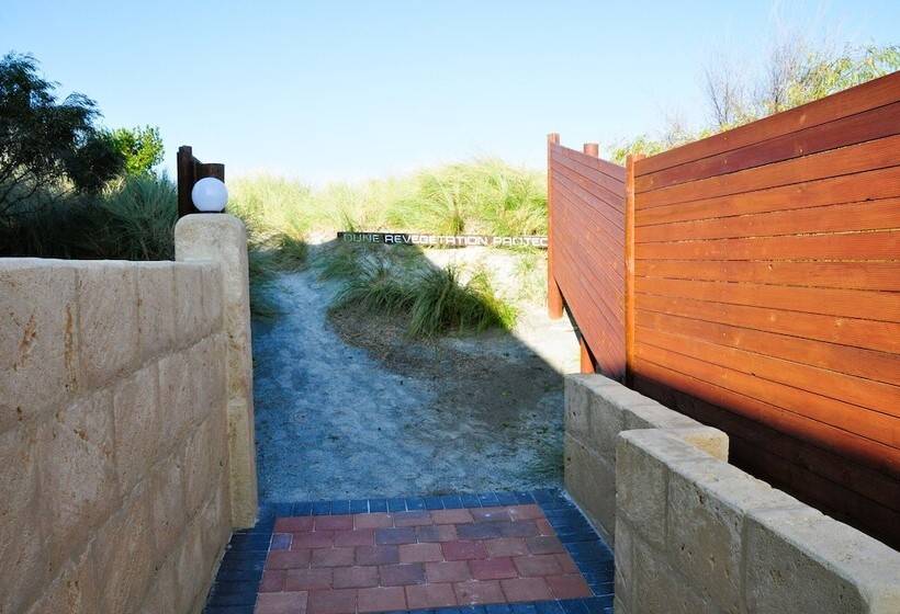 فندق Big4 Middleton Beach Holiday Park