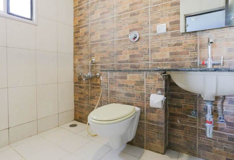 فندق Treebo Trip Cynosure Suites