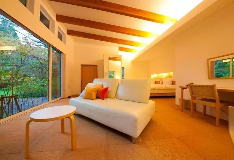 Hotelli Forest Inn Born