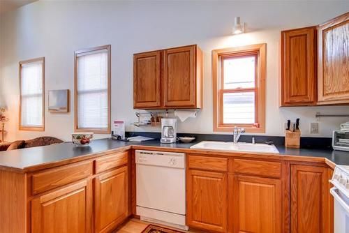 هتل French Street Cottage Main Street By Pinnacle Lodging