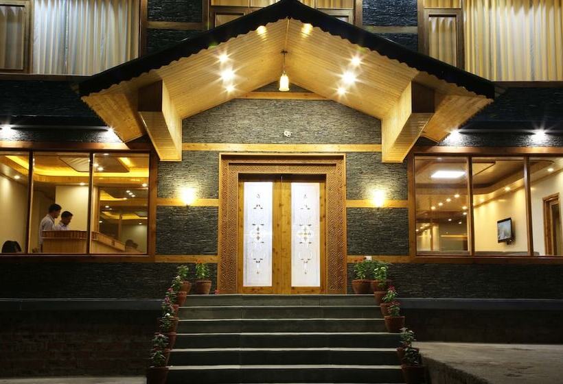 Hotel The Holiday Heights Manali