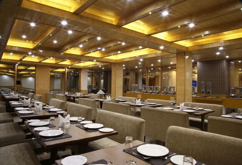 Hotel The Holiday Heights Manali