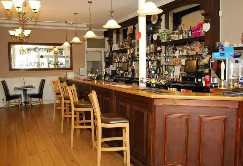 Отель Kings Arms