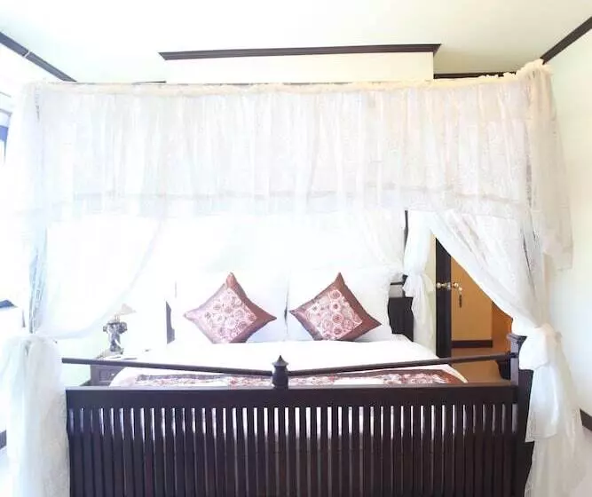 هتل Bann Kong Kam House