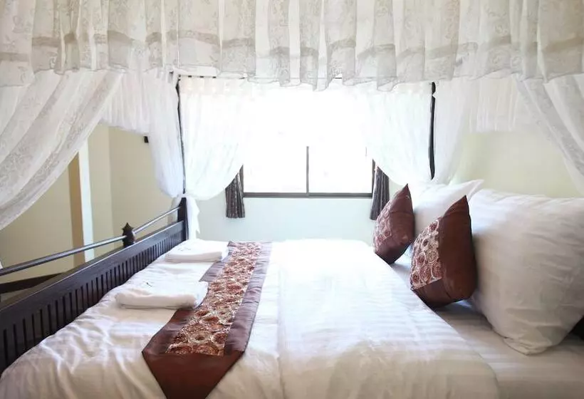 هتل Bann Kong Kam House