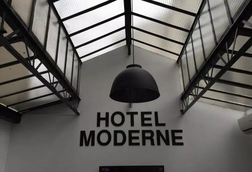酒店 Moderne