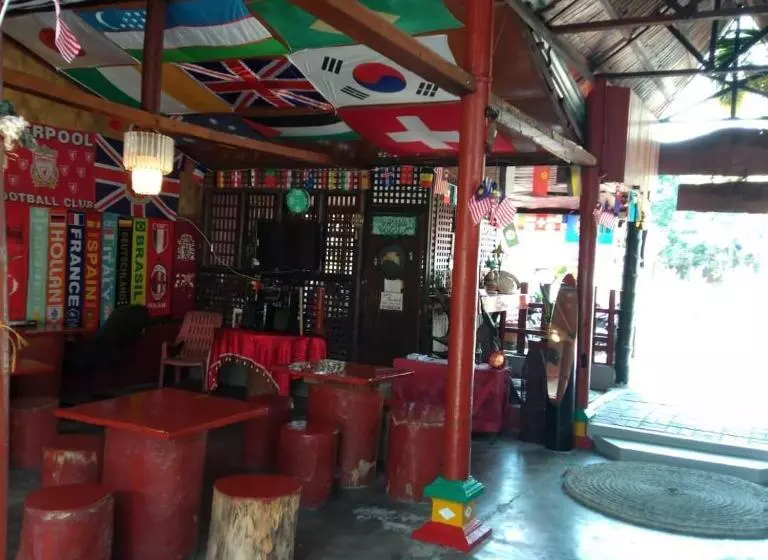 Hotel Nazri Nipah Camp