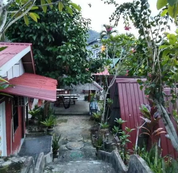 Hotel Nazri Nipah Camp