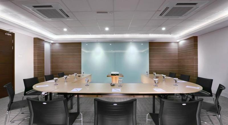 酒店 Neo Gubeng By Aston