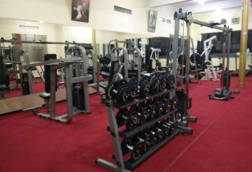 בית מלון כפרי Ramayana Garut