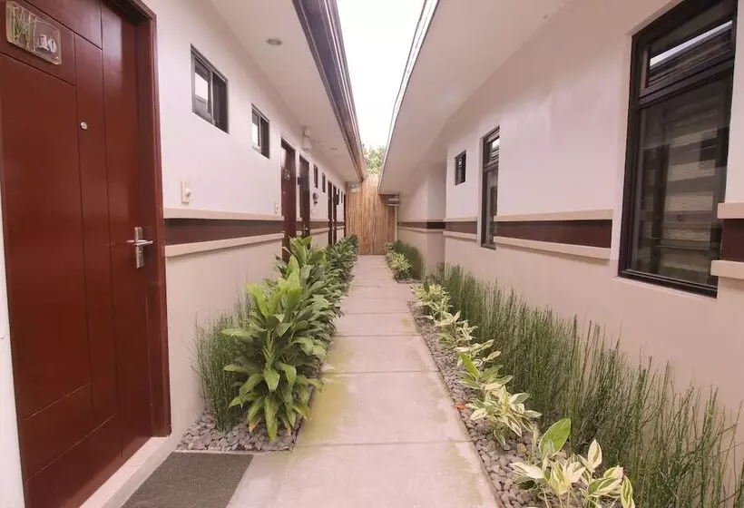 Hotelli Gardenview