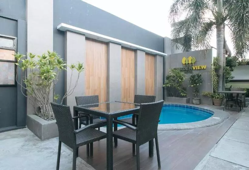 Hotelli Gardenview