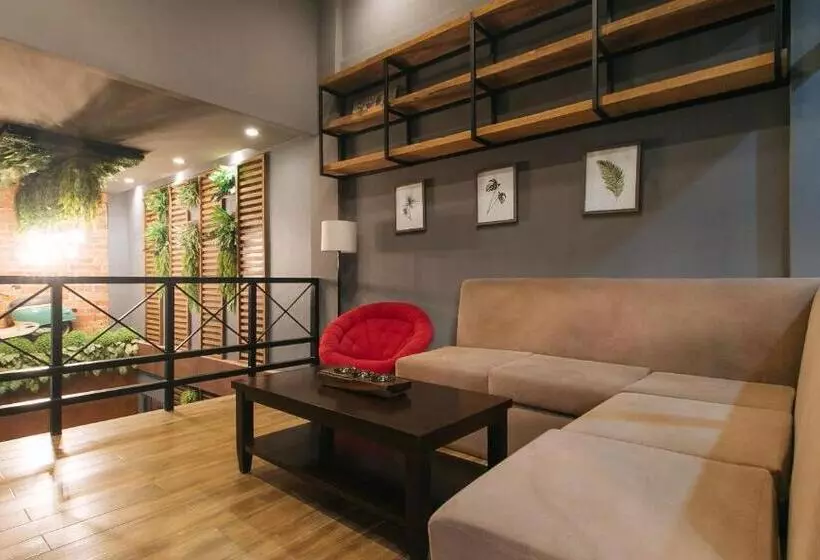 Hotelli Gardenview