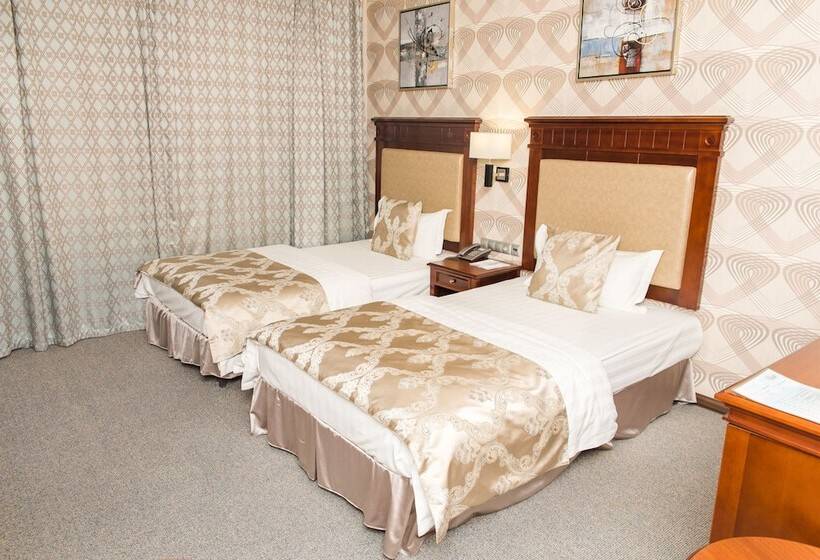 Отель Sky Centr