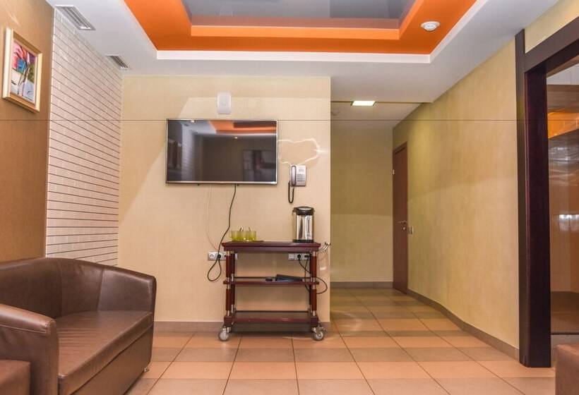 Отель Sky Centr