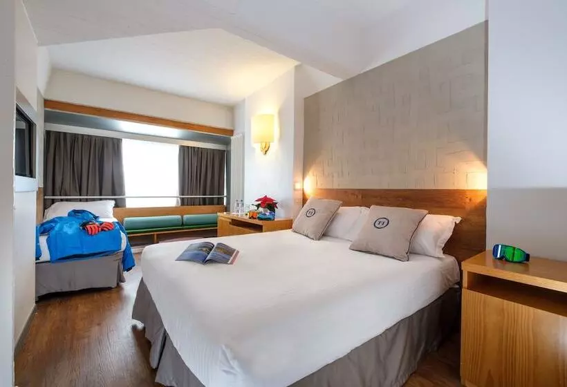 فندق Th Marilleva