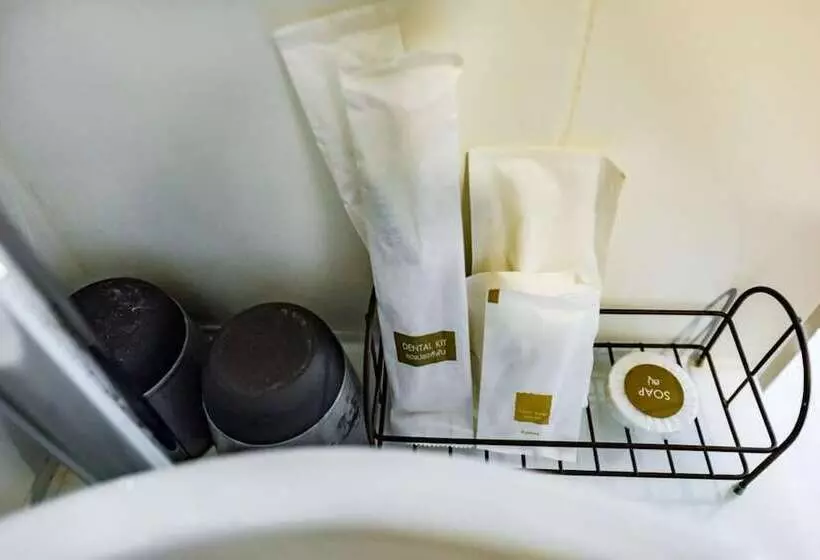 בית מלון כפרי Thai Kamala Beach Front